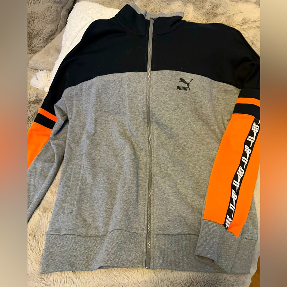 NWOT - PUMA ATHLETIC ZIP UP XL